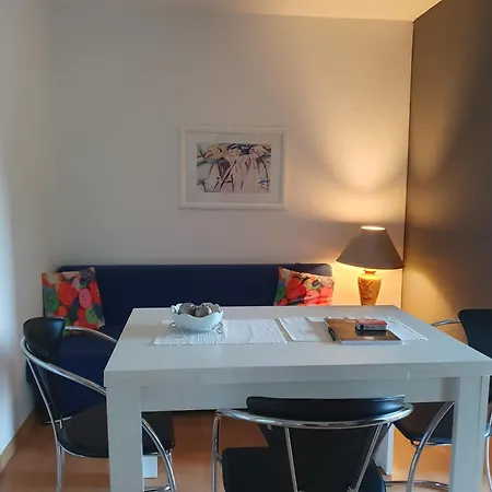 Fuer Montuere Apartman Kassel