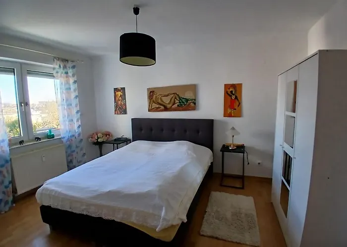 Fuer Montuere דירה *